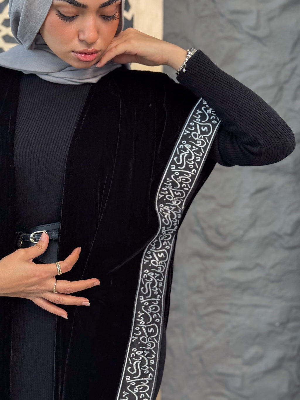 Elegant Arabic shawl