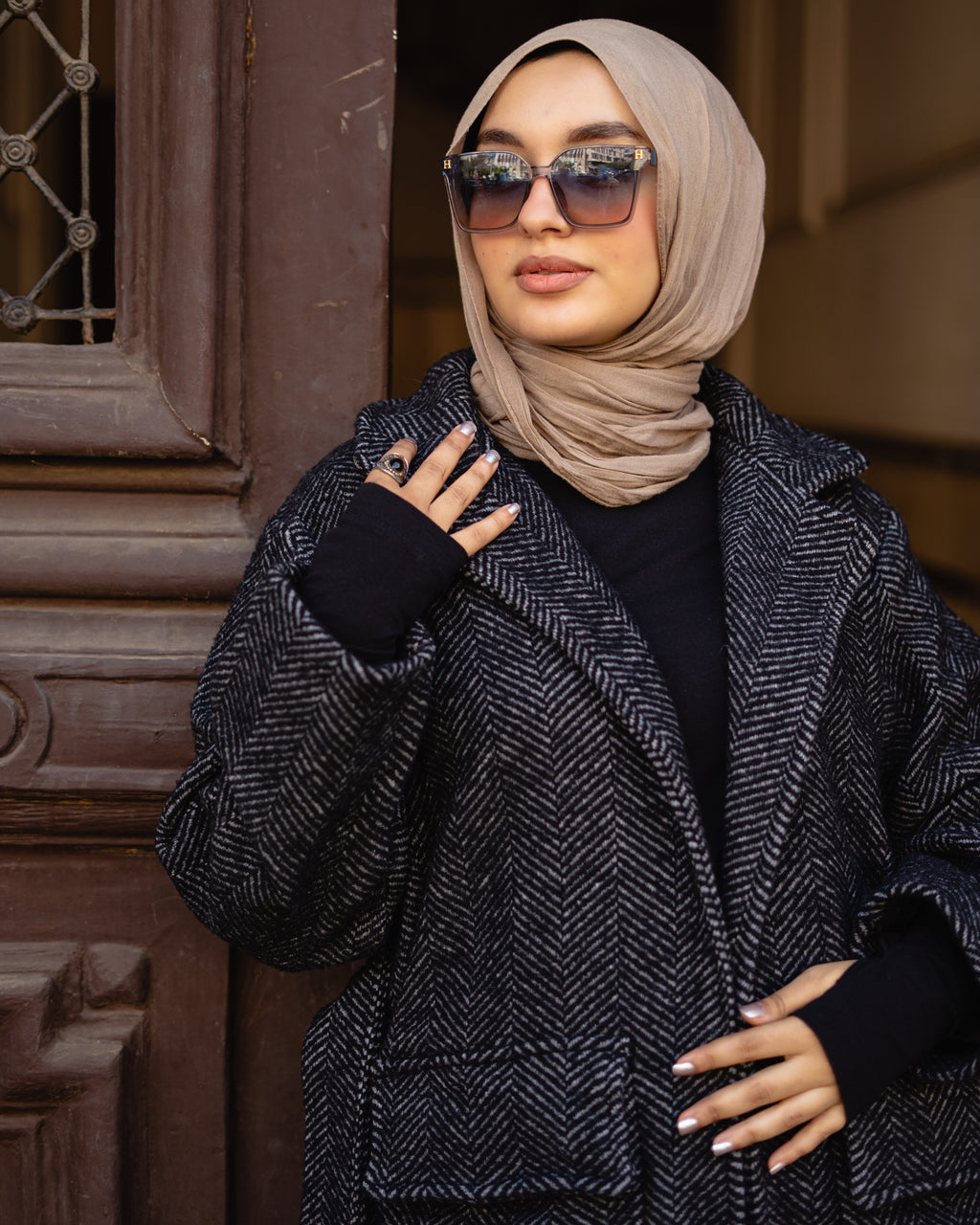 Wool jacket with revere collar