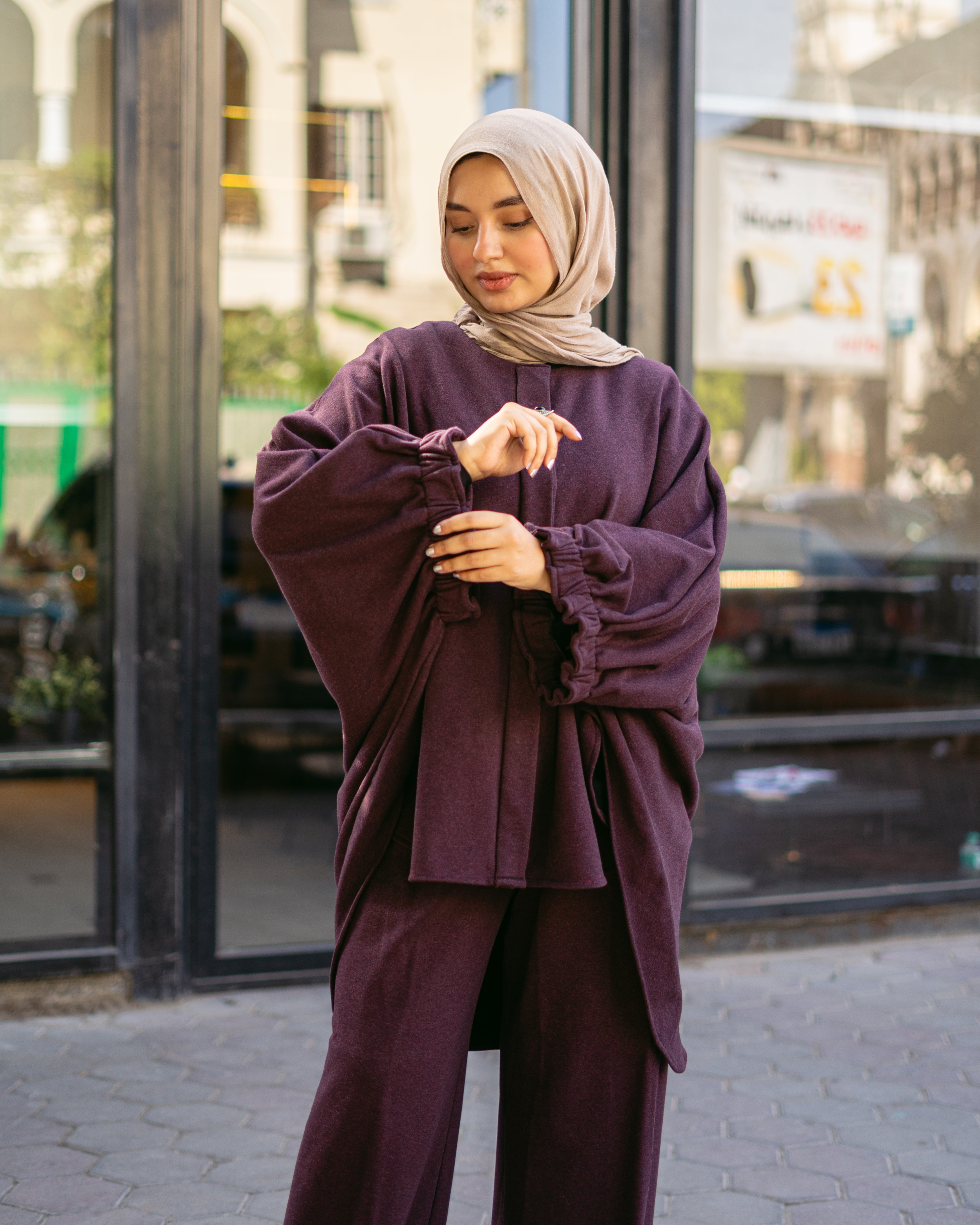 Butter-fly set in burgundy