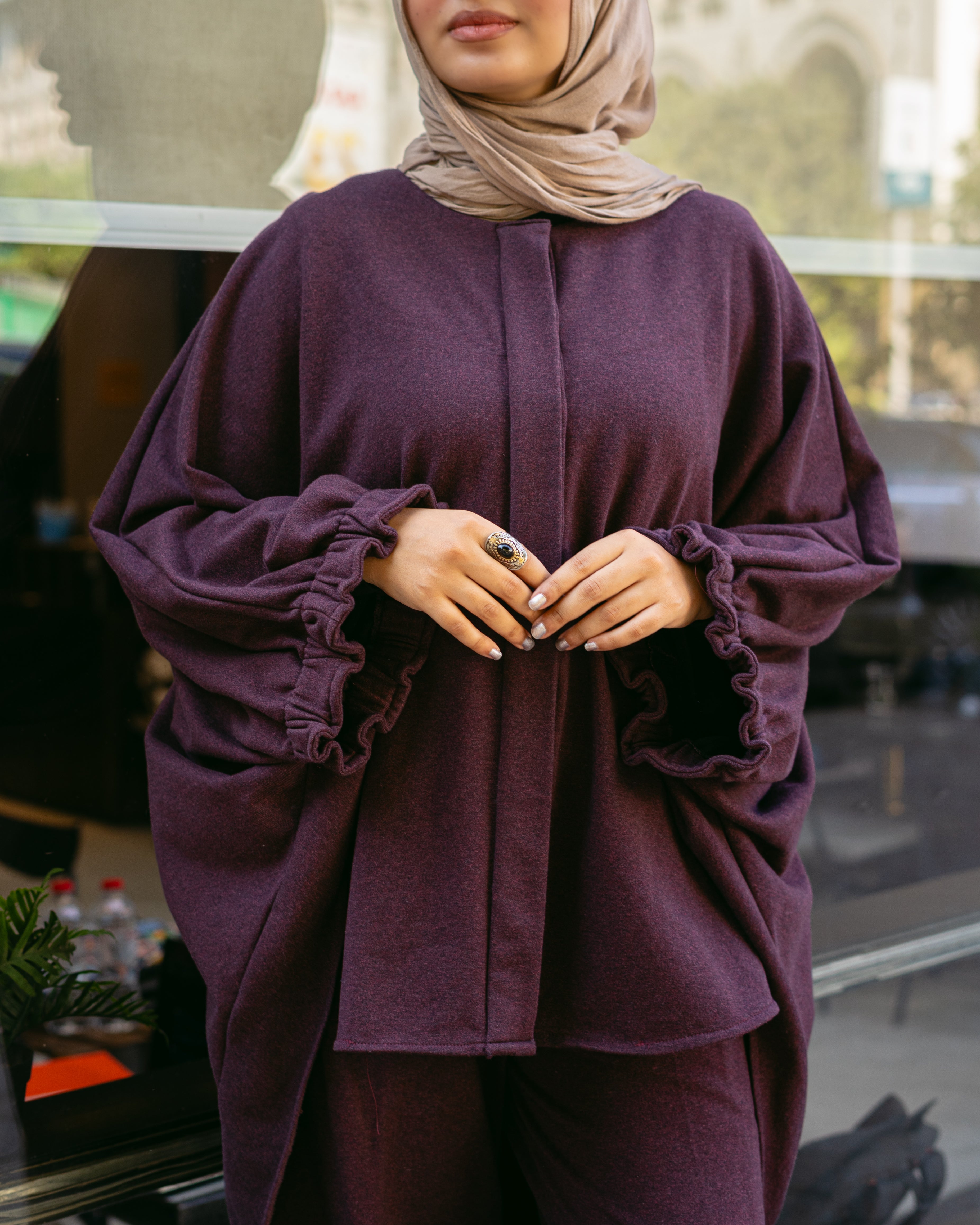 Butter-fly set in burgundy