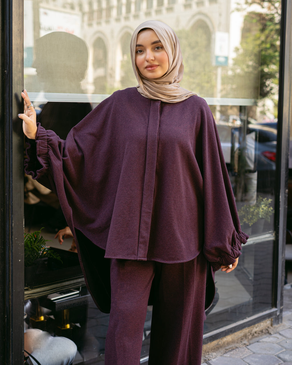 Butter-fly set in burgundy